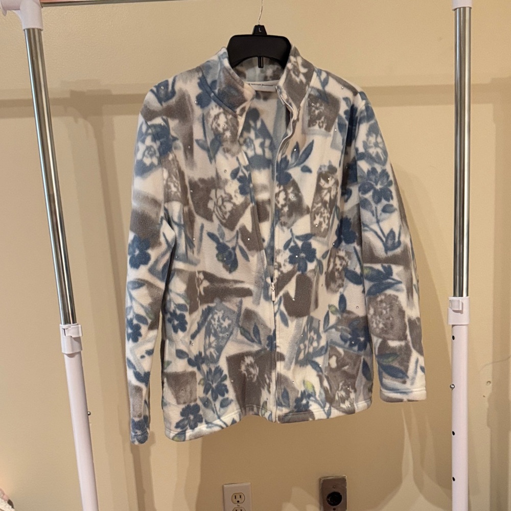 Alfred Dunner Floral Patterned Fleece Jacket Lg With Crystals F37